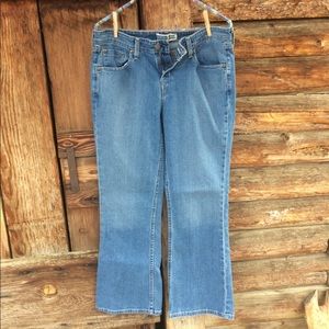 Levi's Signature Mid Rise Bootcut Jeans- Size 8